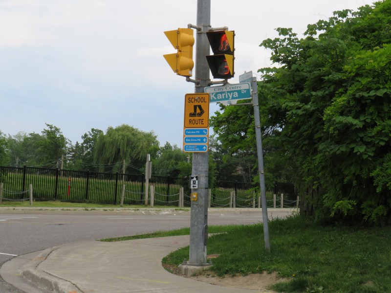 School route sign at Kariya Drive