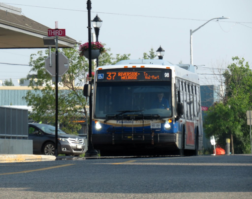 Buses to the big&nbsp;box