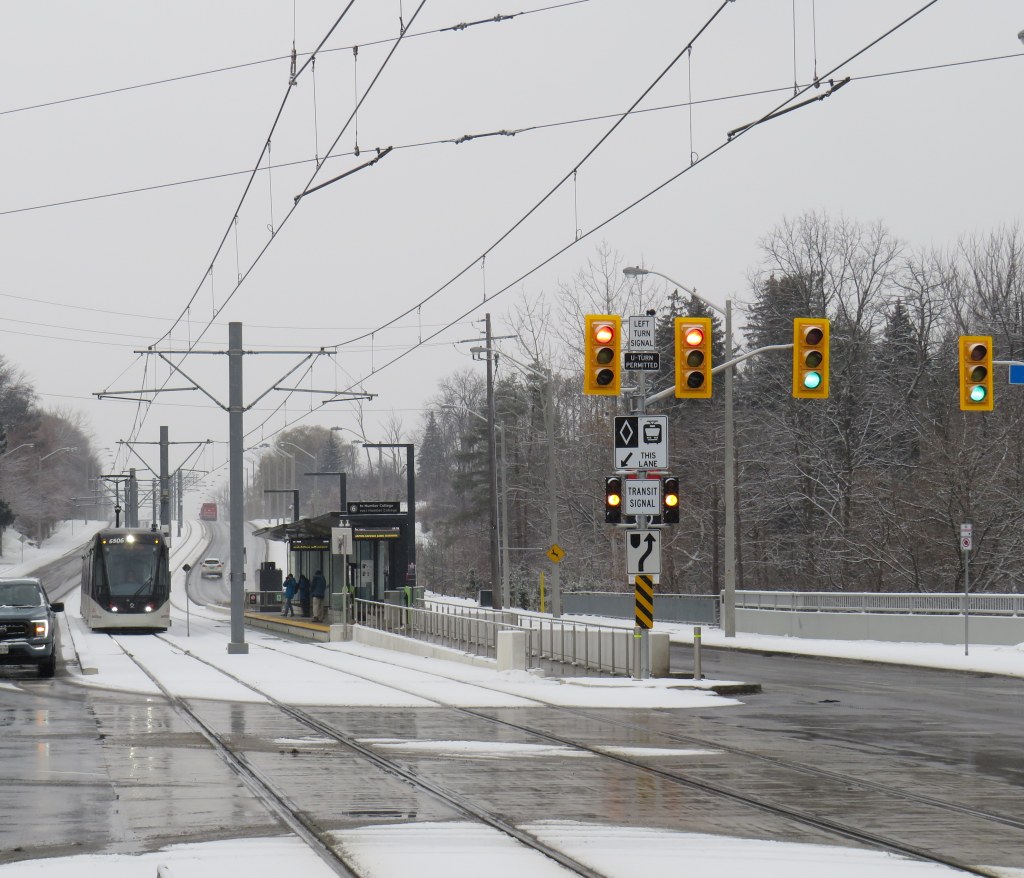 Still waiting for the Finch West&nbsp;LRT